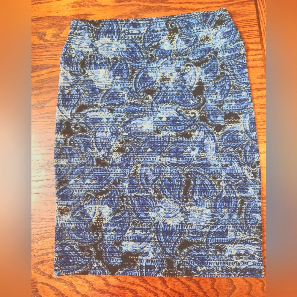 LuLaRoe Cassie Skirt